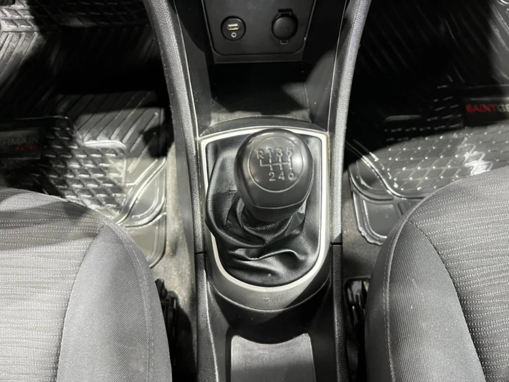 imagen 0 de vehiculo con id 2242